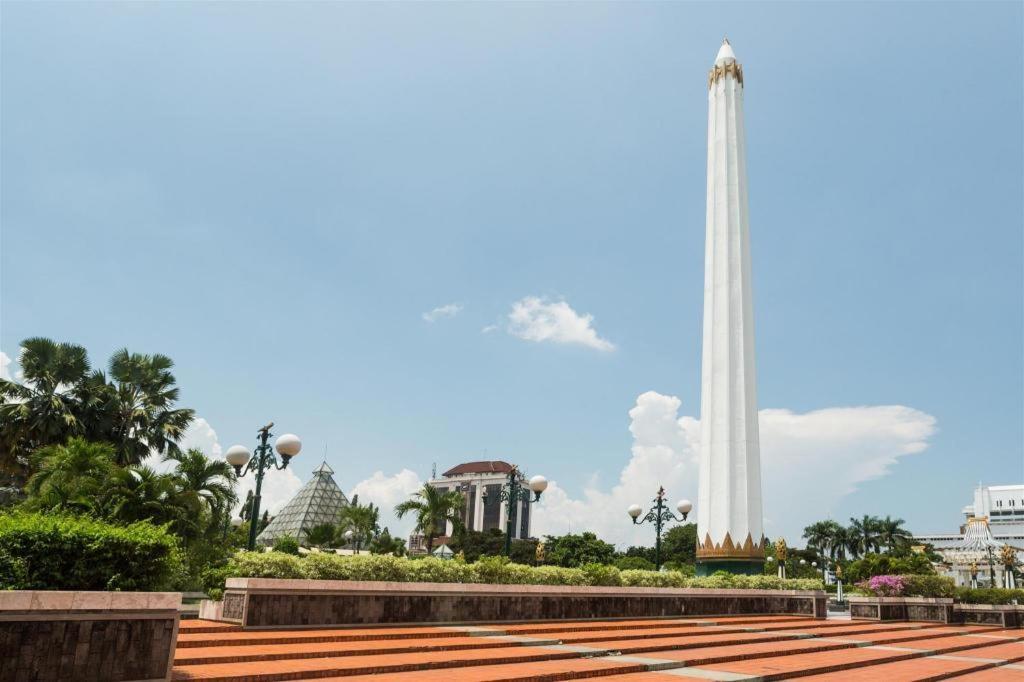 Hotel Sulawesi Gorontalo Surabaya Exterior foto
